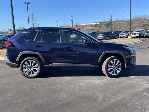 Used 2023 Toyota RAV4 XLE Premium image 2