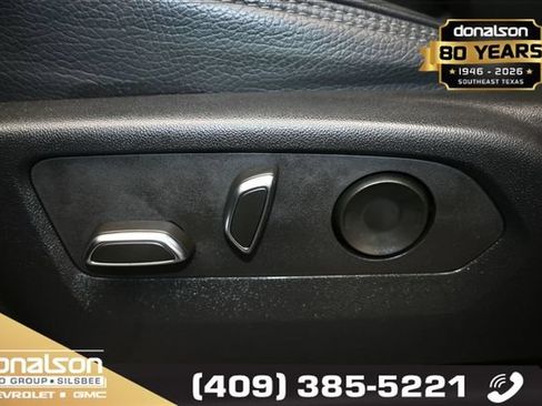 Used 2022 GMC Yukon Denali AWD/4WD image 7