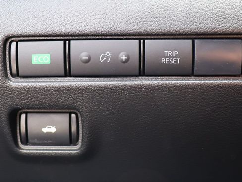 Used 2023 Nissan Sentra SV w/ All-Weather Package FWD image 41