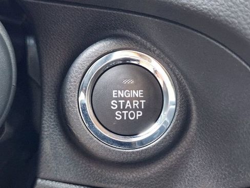 Used 2025 Subaru Ascent Bronze Edition image 22