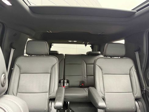 Used 2024 GMC Yukon Denali image 11
