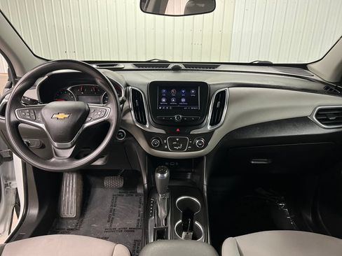 Used 2020 Chevrolet Equinox LT AWD/4WD image 17