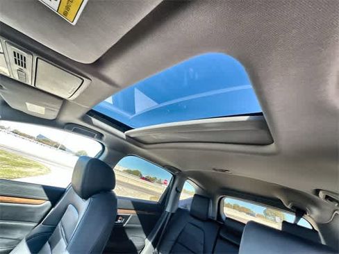 Certified 2021 Honda CR-V Touring image 32