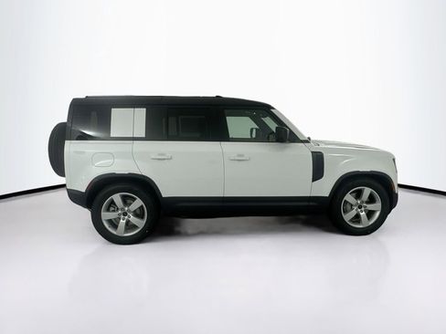 New 2026 Land Rover Defender 110 S AWD/4WD image 4