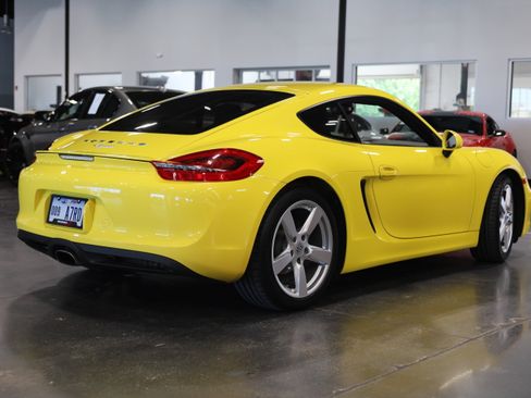 Used 2015 Porsche Cayman RWD image 6