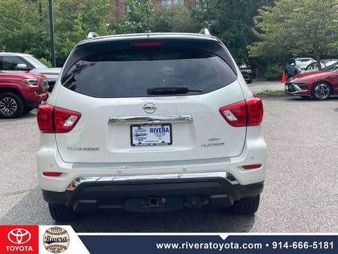 Used 2017 Nissan Pathfinder Platinum w/ Midnight Edition Package AWD/4WD image 8