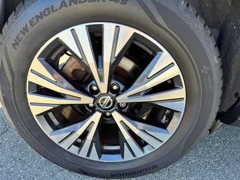 Used 2021 Nissan Rogue SV AWD/4WD image 30