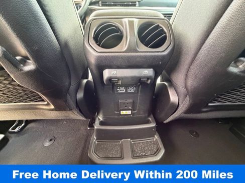 Used 2025 Jeep Wrangler Unlimited Rubicon 4xe w/ Convenience Group image 29