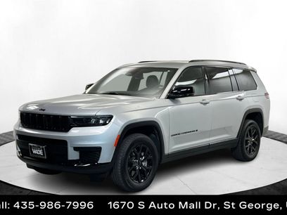 Used 2024 Jeep Grand Cherokee L Laredo