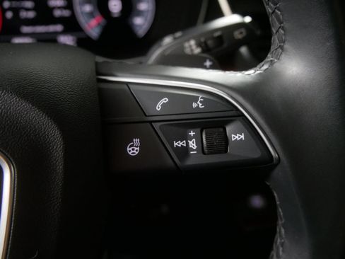 Used 2022 Audi Q5 2.0T Premium Plus AWD/4WD image 25