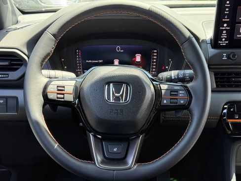 Certified 2026 Honda Pilot TrailSport image 25