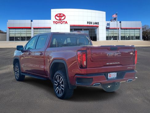 Used 2024 GMC Sierra 1500 AT4 w/ Technology Package image 3