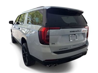 New 2026 GMC Yukon XL Denali w/ Sun & Power Step Package