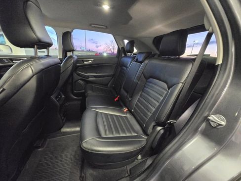 Used 2022 Ford Edge SEL w/ Convenience Package image 21