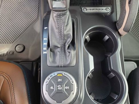 Used 2024 Ford Bronco Outer Banks image 25