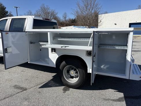 New 2025 Chevrolet Silverado 3500 LT w/ Convenience Package image 35
