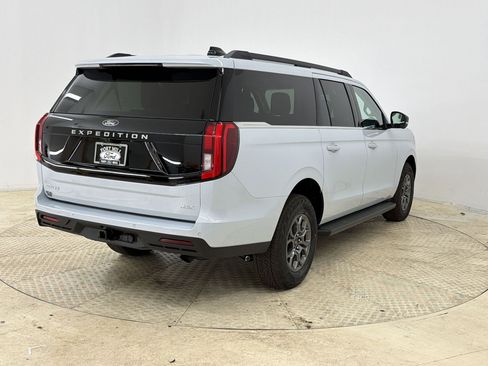 New 2026 Ford Expedition Max Active image 9
