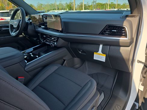 New 2026 Chevrolet Tahoe LS image 10