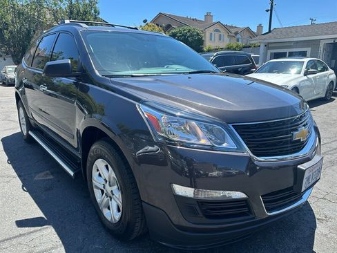 Used 2016 Chevrolet Traverse LS w/ LPO, 'HIT The Road' Package FWD image 3