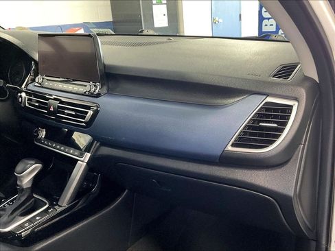 Used 2022 Kia Seltos S AWD/4WD image 13