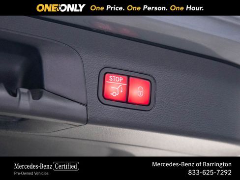 Used 2024 Mercedes-Benz GLS 580 4MATIC image 34