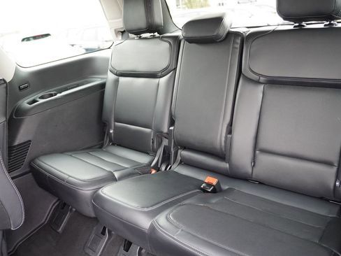 Used 2025 Ford Expedition Platinum image 20