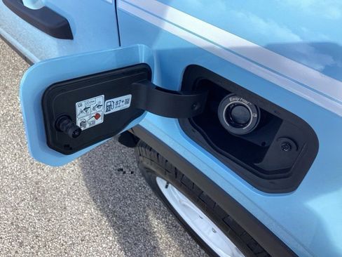 New 2025 Ford Bronco Sport Heritage w/ Convenience Package image 18