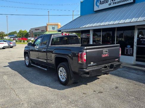 Used 2016 GMC Sierra 1500 SLT w/ All-Terrain Package AWD/4WD image 5