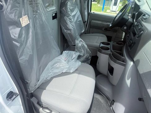 New 2026 Ford E-350 and Econoline 350 Super Duty w/ Power Equipment Group RWD image 67