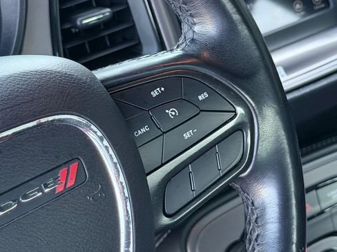 Used 2023 Dodge Challenger SXT RWD image 42
