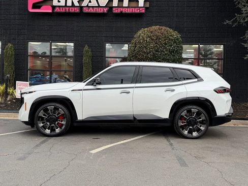 Used 2023 BMW XM image 9