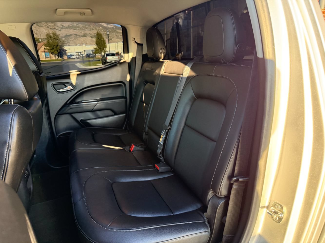 Used 2016 GMC Canyon SLT AWD/4WD image 22
