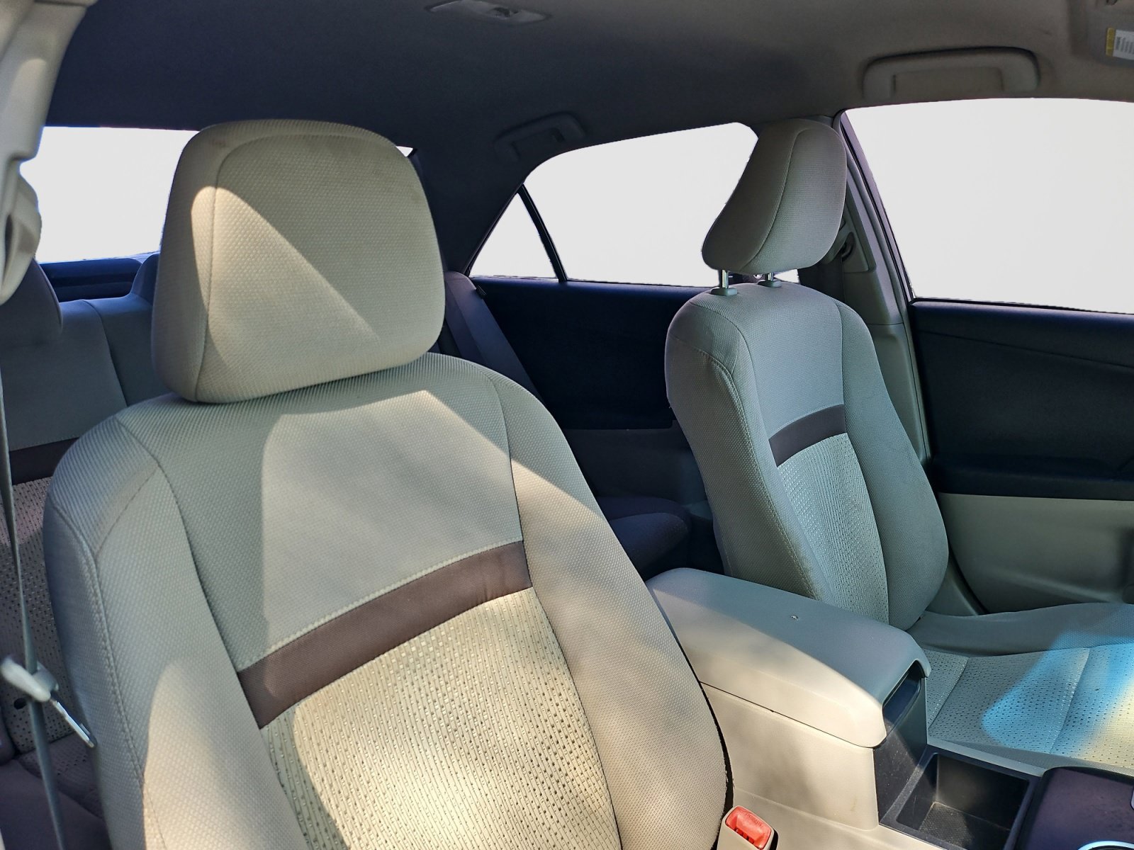 Used 2012 Toyota Camry FWD image 15