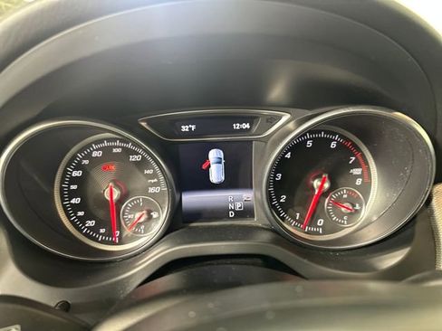 Used 2018 Mercedes-Benz GLA 250 4MATIC image 17