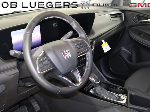 Certified 2024 Buick Encore GX Preferred FWD image 10