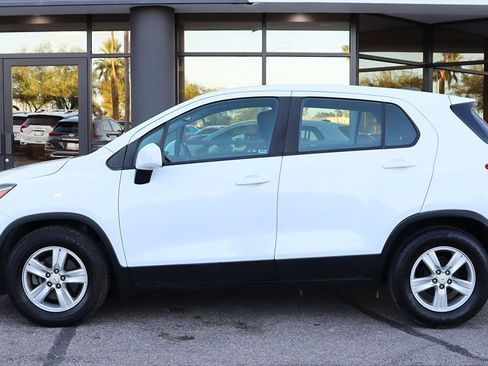 Used 2020 Chevrolet Trax LS FWD image 8