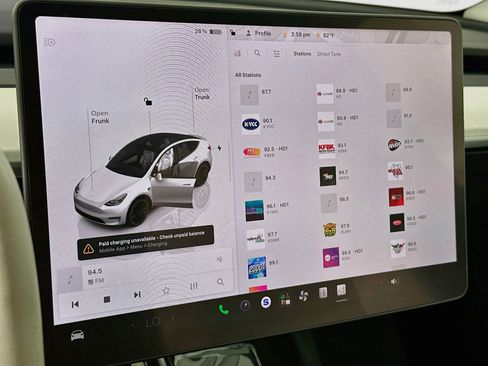 Used 2023 Tesla Model Y Performance AWD/4WD image 18
