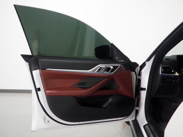 Used 2023 BMW i4 eDrive35 w/ Premium Package RWD image 54