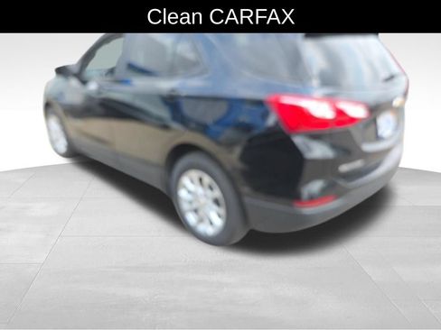 Used 2021 Chevrolet Equinox LS w/ LS Convenience Package FWD image 6