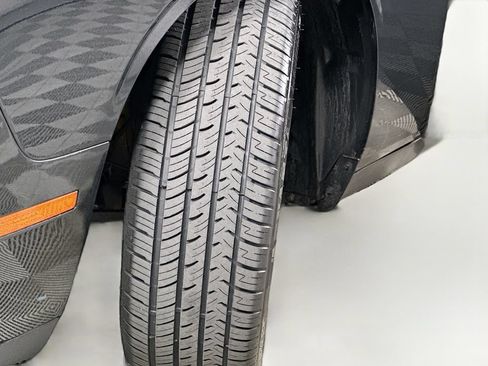 Used 2015 Dodge Challenger R/T w/ Quick Order Package 28B R/T RWD image 25