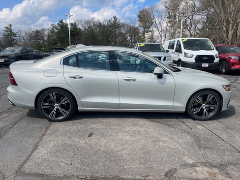 Used 2020 Volvo S60 T6 Inscription image 8