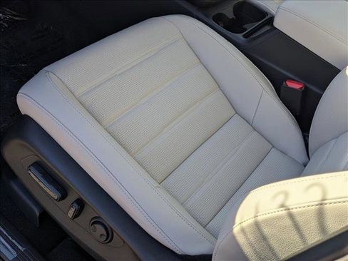 New 2026 Honda CR-V EX-L image 4