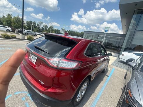 Used 2017 Ford Edge SEL w/ Canadian Touring Package AWD/4WD image 13