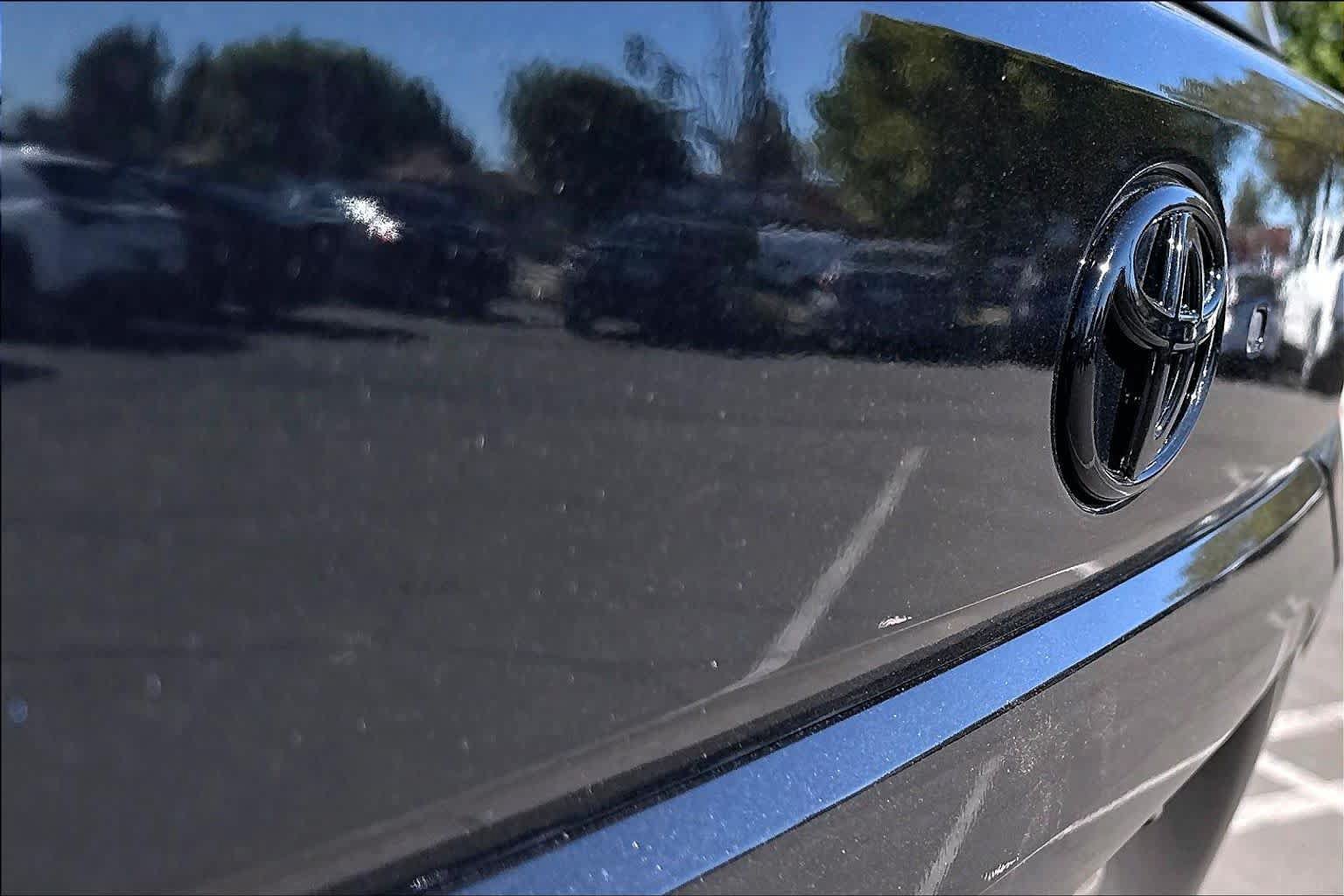 Used 2023 Toyota Sequoia Platinum AWD/4WD image 29
