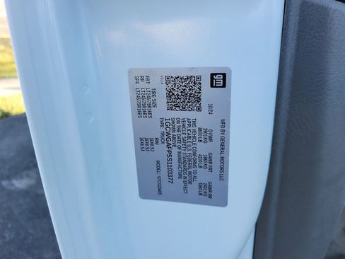 New 2025 Chevrolet Express 2500 w/ Driver Convenience Package image 23