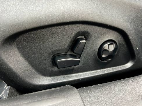 Used 2019 Jeep Compass Limited w/ Safety & Security Group AWD/4WD image 16