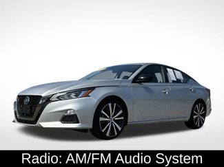Used 2022 Nissan Altima 2.5 SR video 2