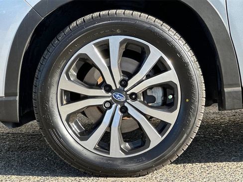 Used 2021 Subaru Forester Limited image 26