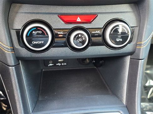 Used 2020 Subaru Crosstrek 2.0i Premium image 31