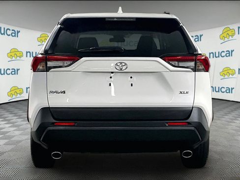 Certified 2024 Toyota RAV4 XLE FWD image 5